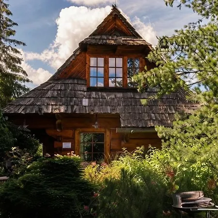 Golden Forest - & Fireplace Villa *